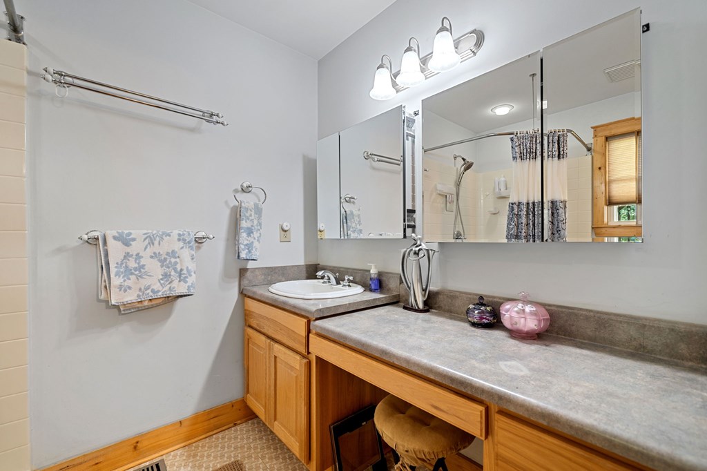 564 Scrougetown Road