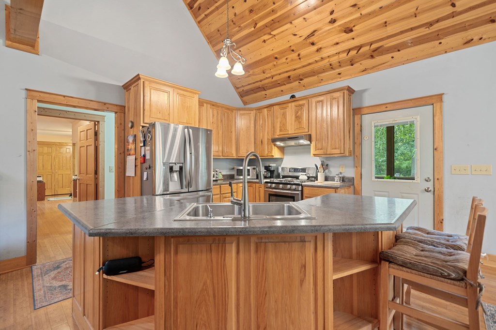 564 Scrougetown Road