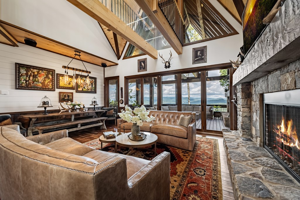 520 Overlook Drive