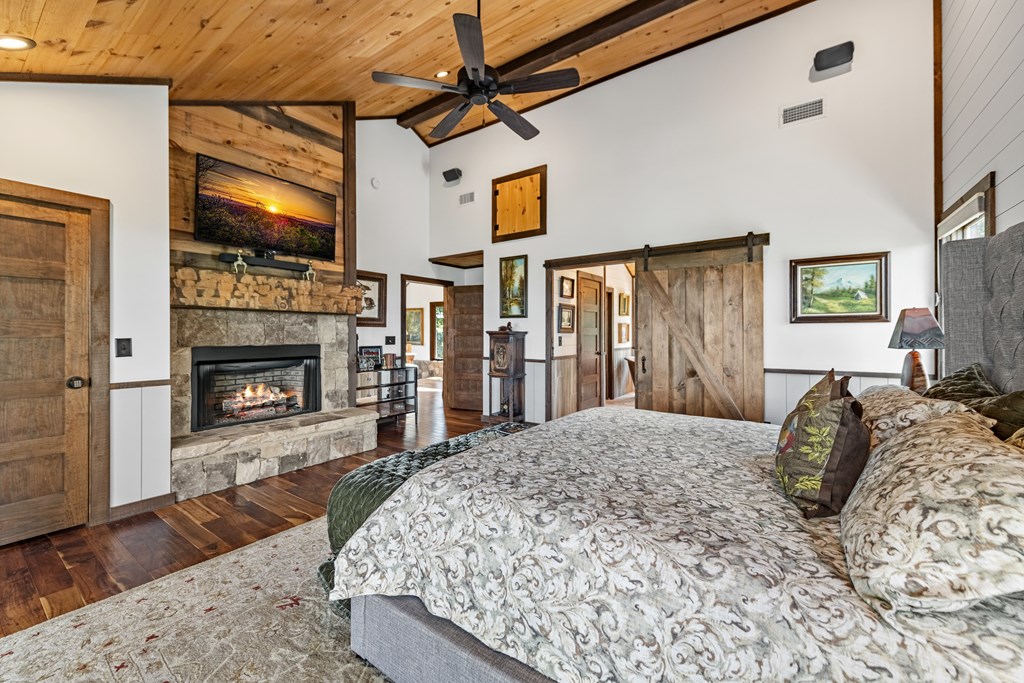 520 Overlook Drive
