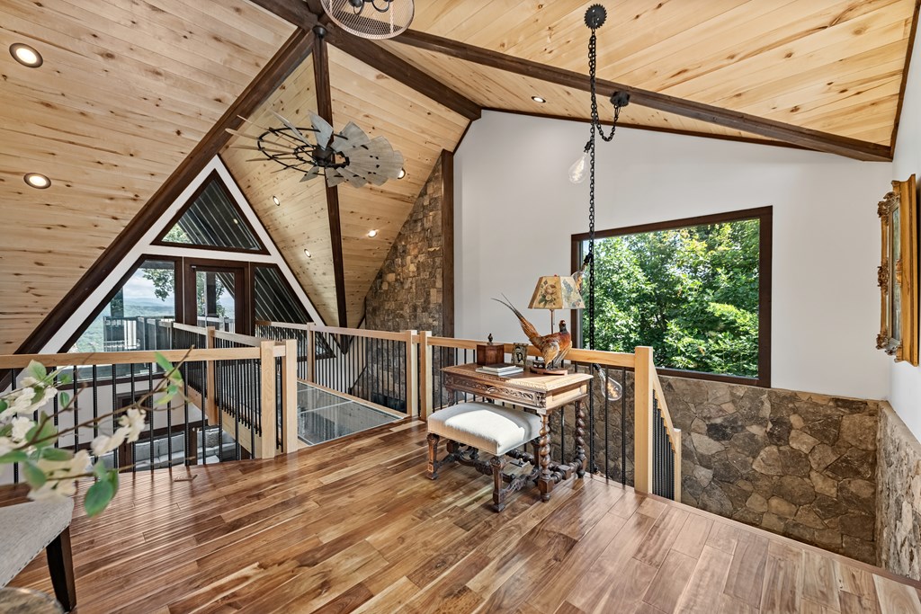 520 Overlook Drive