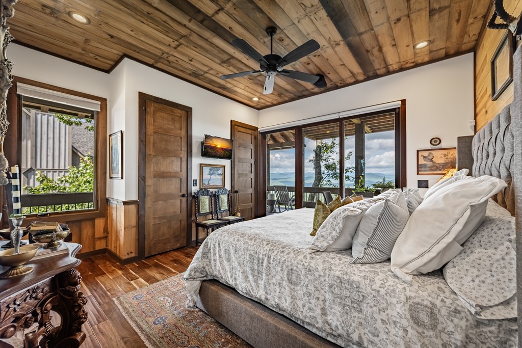 520 Overlook Drive