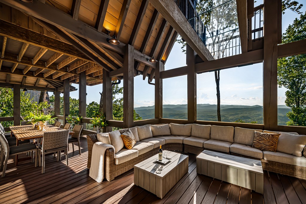 520 Overlook Drive
