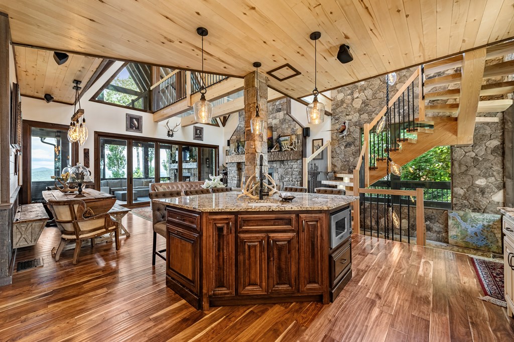 520 Overlook Drive