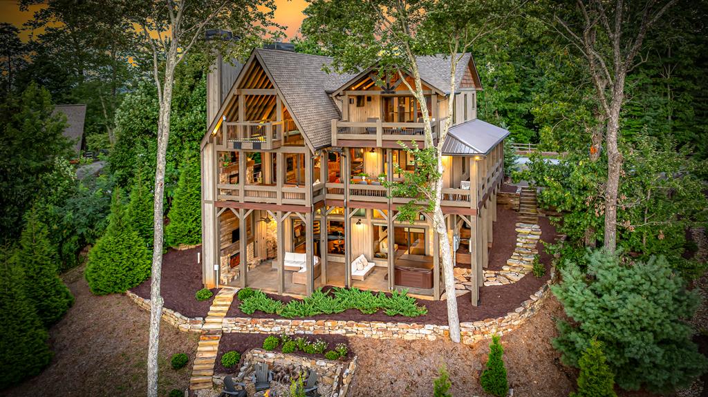 520 Overlook Drive
