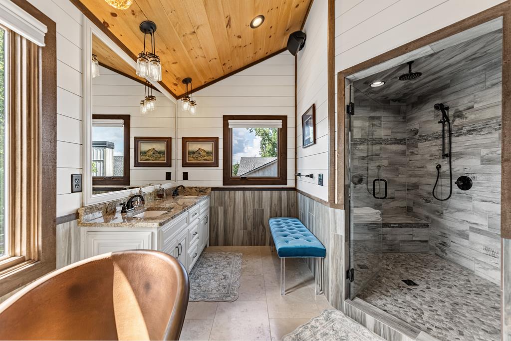 520 Overlook Drive