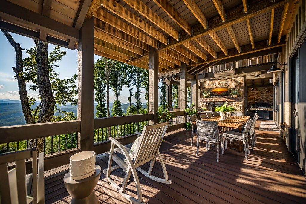 520 Overlook Drive