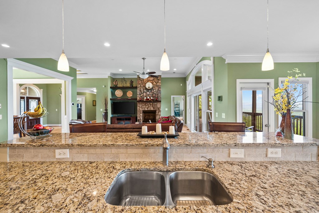 887 Oceola Drive