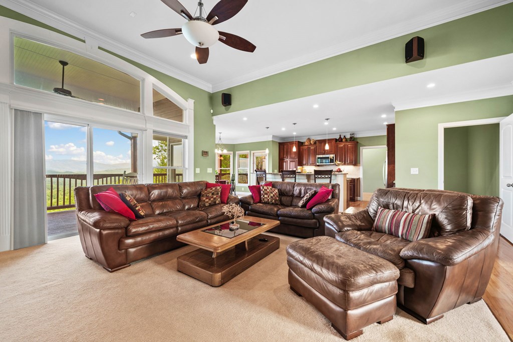 887 Oceola Drive