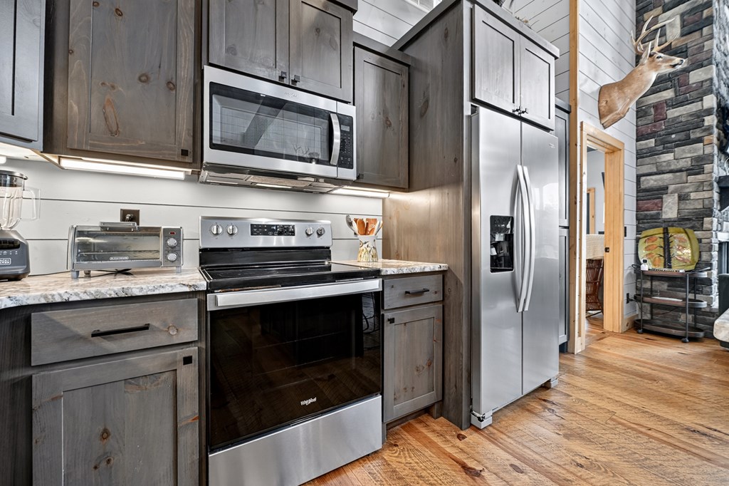 146 Hickory Nut Trail