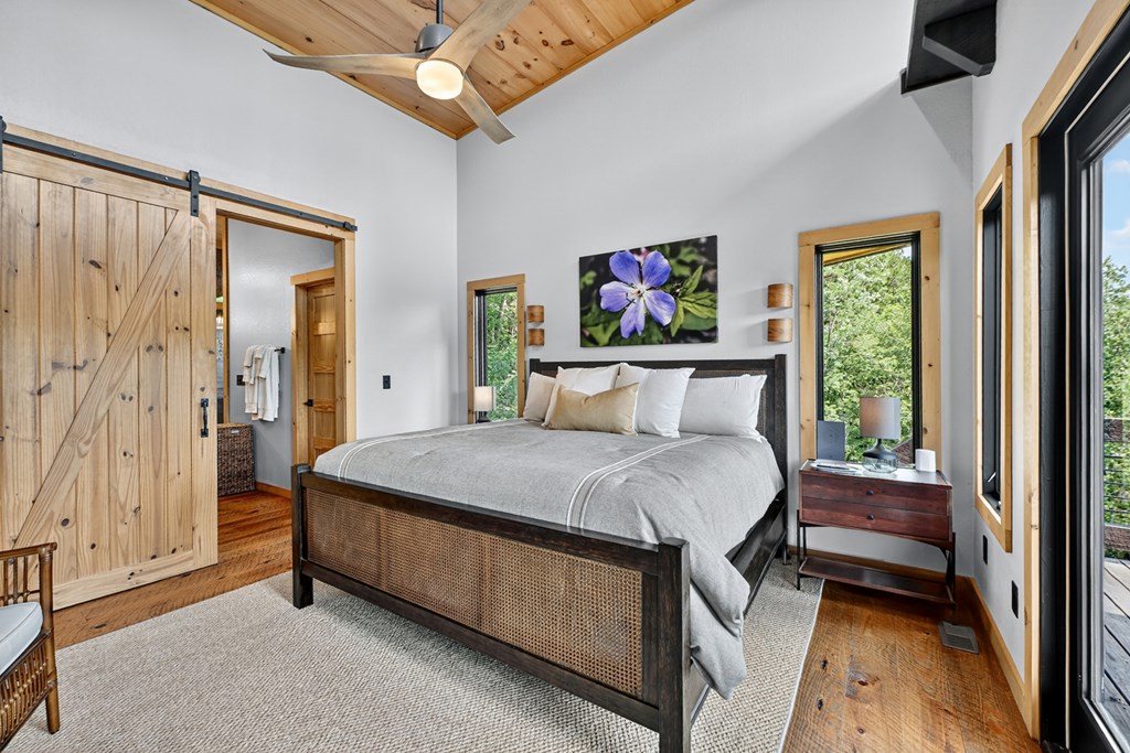 146 Hickory Nut Trail