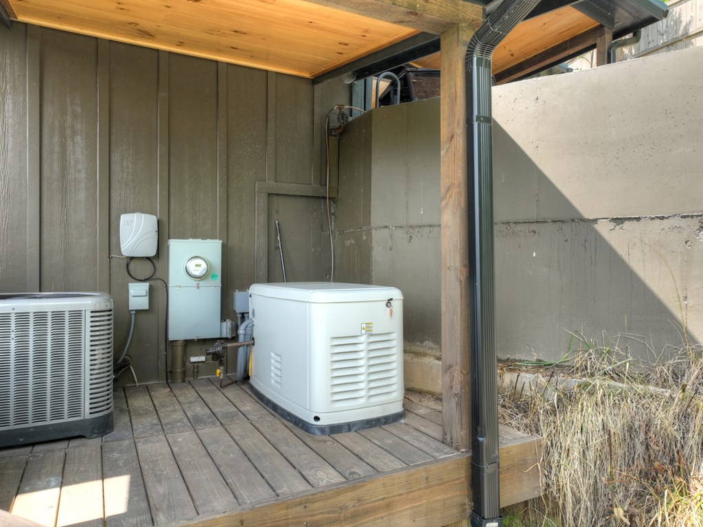 146 Hickory Nut Trail