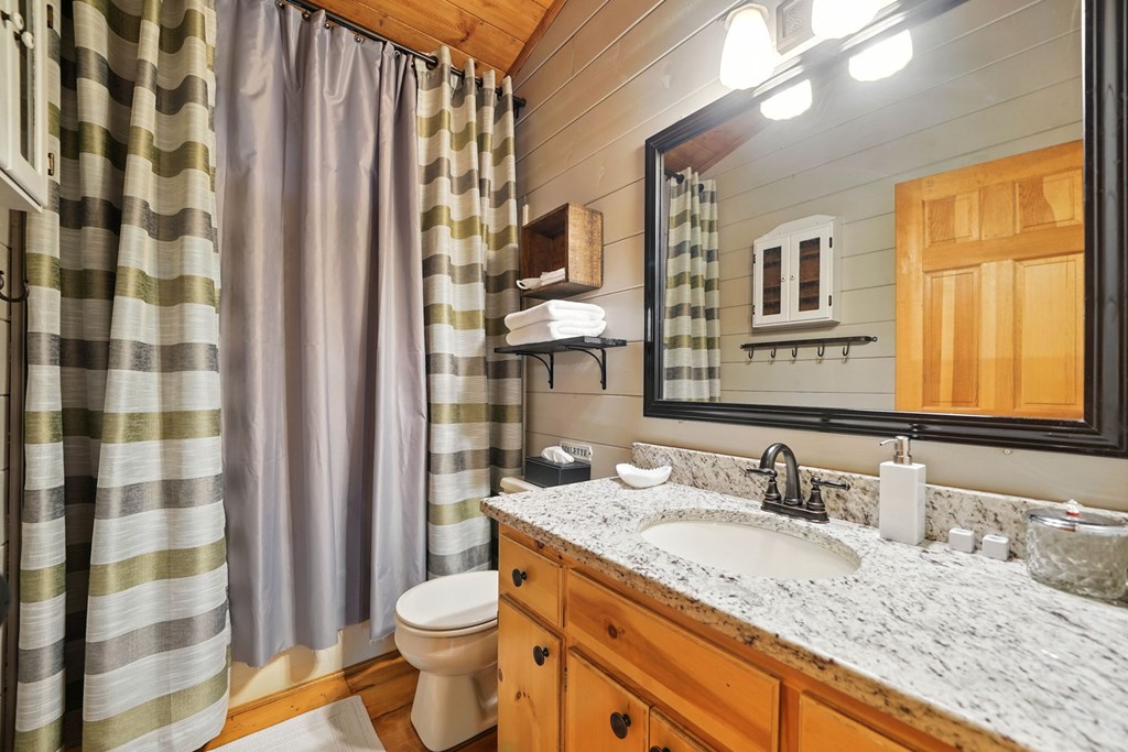 125 Laurel Mountain Road