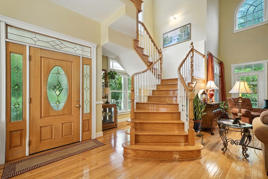 137 W Mountaintown Trail