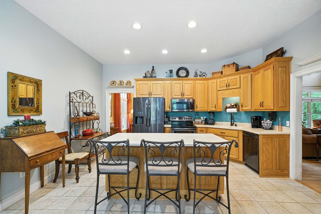 137 W Mountaintown Trail