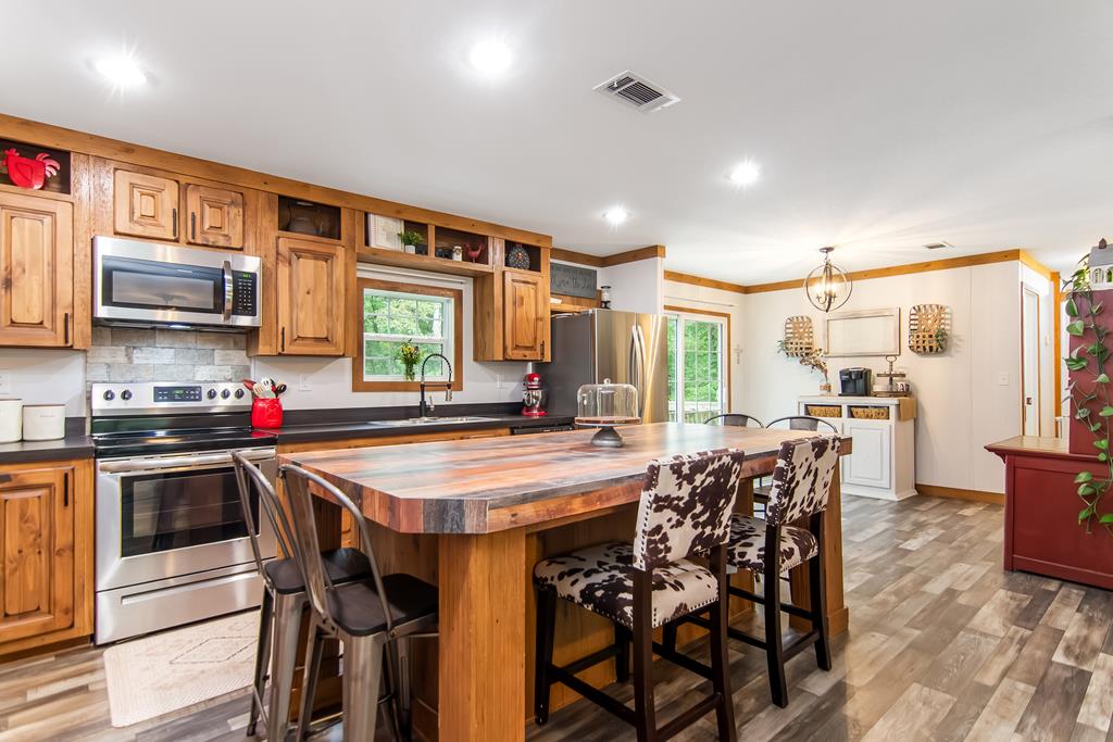 306 Cripple Creek Lane