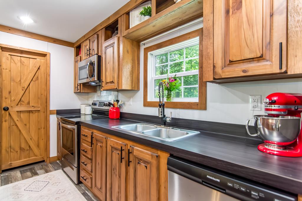 306 Cripple Creek Lane