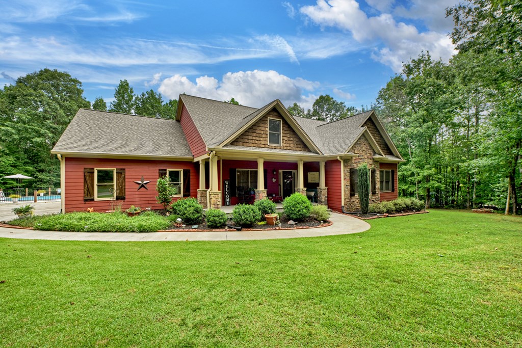 85 Hampton Farms Trail