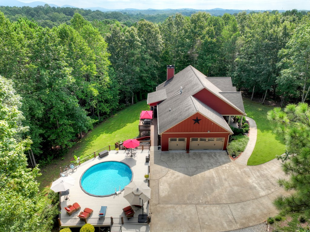 85 Hampton Farms Trail