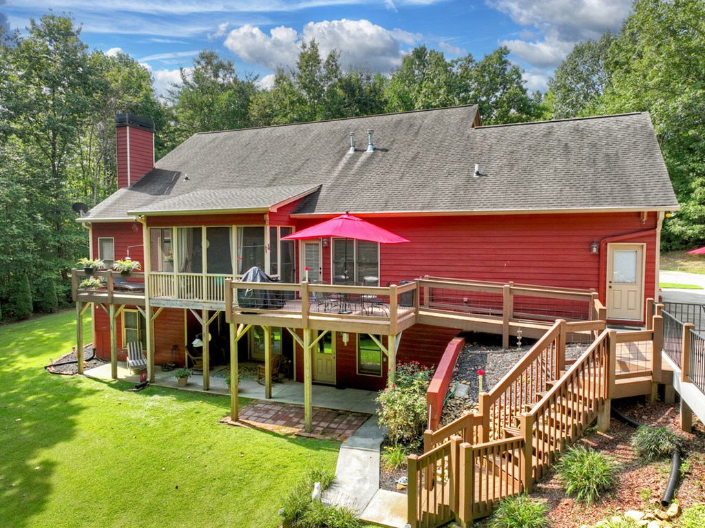 85 Hampton Farms Trail