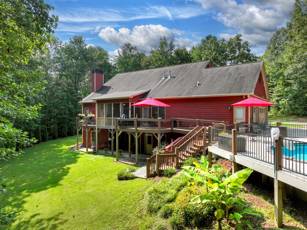 85 Hampton Farms Trail