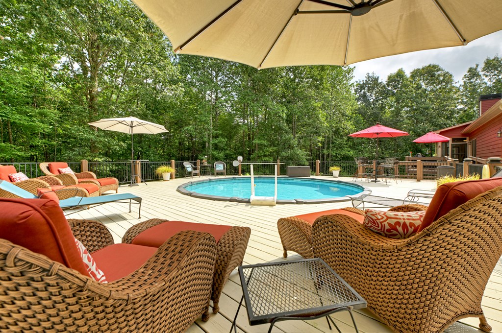 85 Hampton Farms Trail