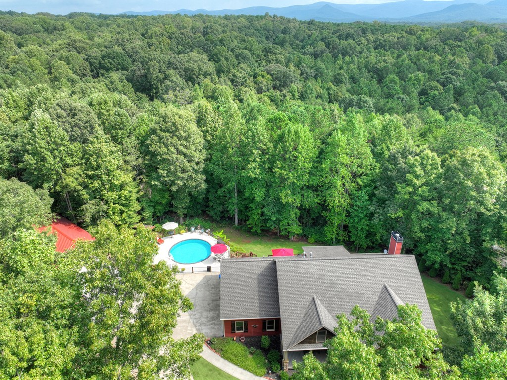 85 Hampton Farms Trail