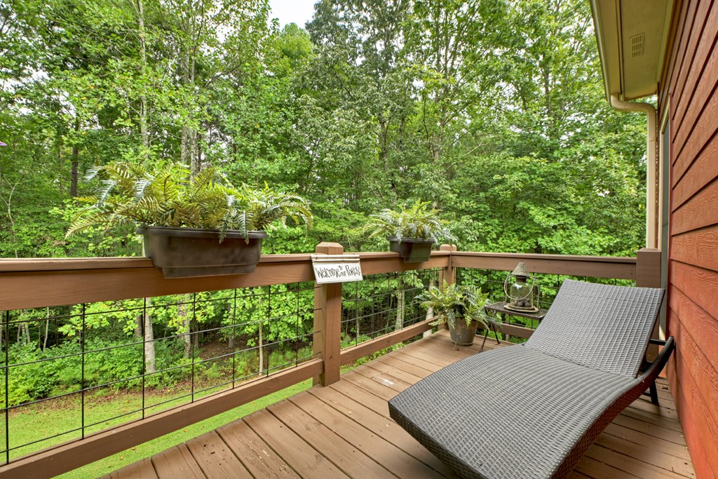 85 Hampton Farms Trail