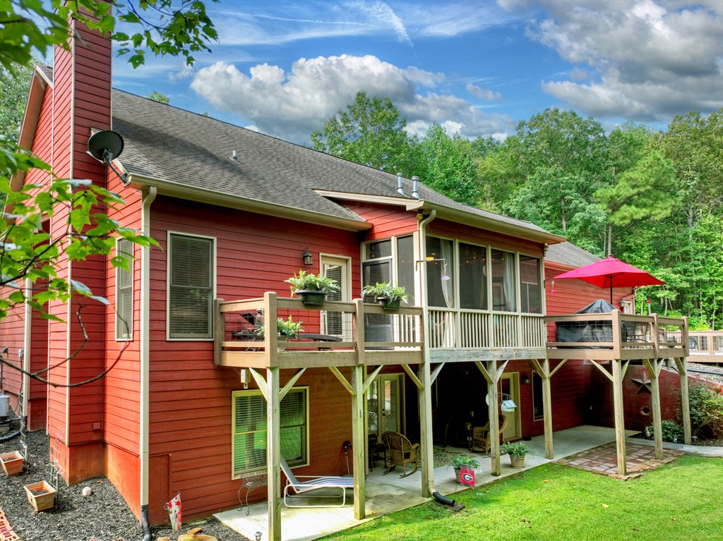 85 Hampton Farms Trail