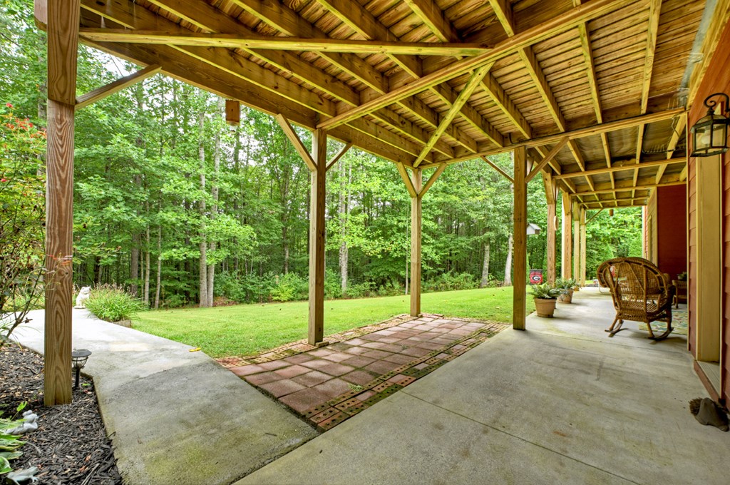 85 Hampton Farms Trail