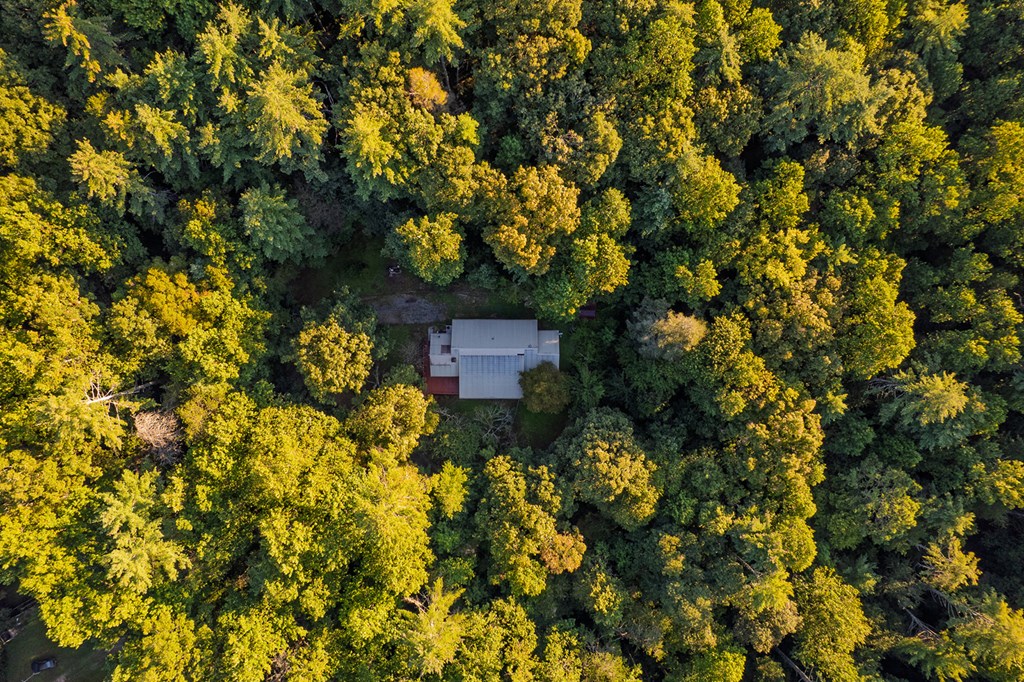 10950 Chatsworth Hwy/52w