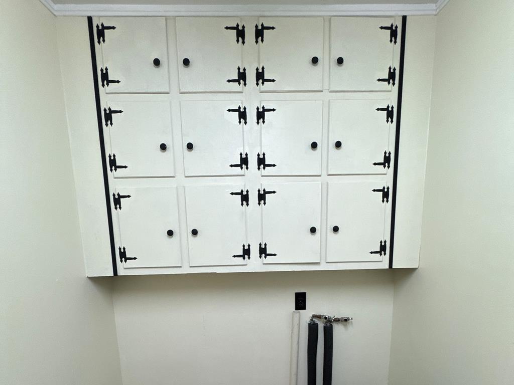 10950 Chatsworth Hwy/52w