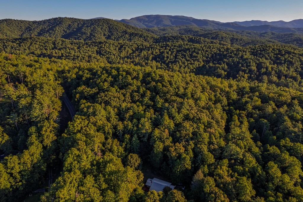 10950 Chatsworth Hwy/52w