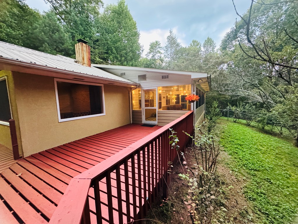 10950 Chatsworth Hwy/52w