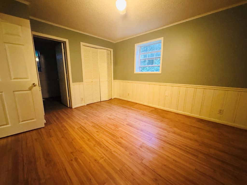 10950 Chatsworth Hwy/52w