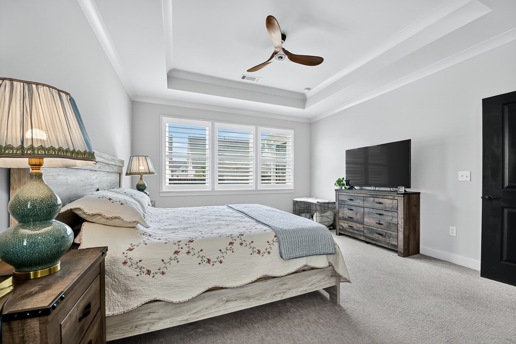 235 Mountain Boulevard