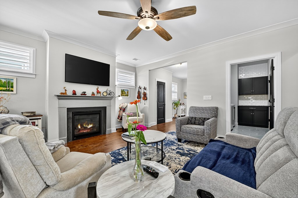 235 Mountain Boulevard