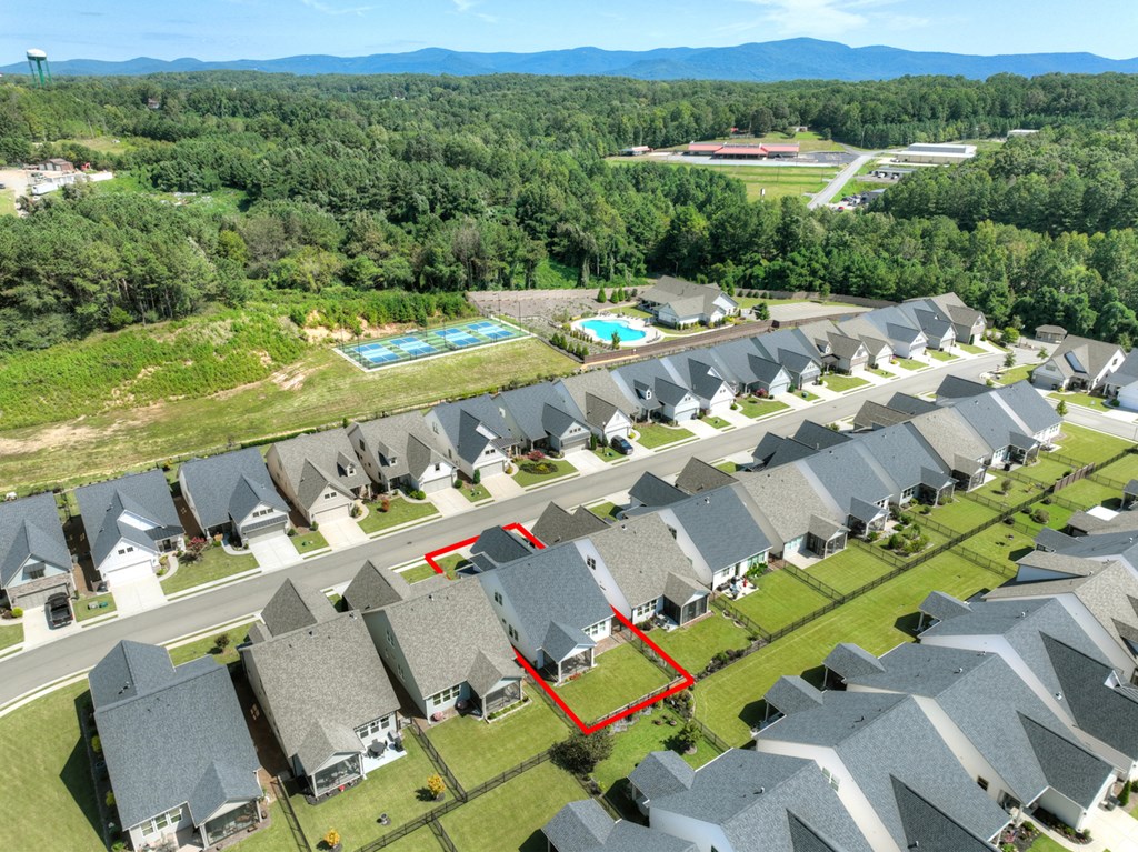 235 Mountain Boulevard