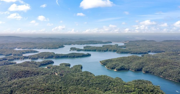 7.67 AC Oak Hill Drive