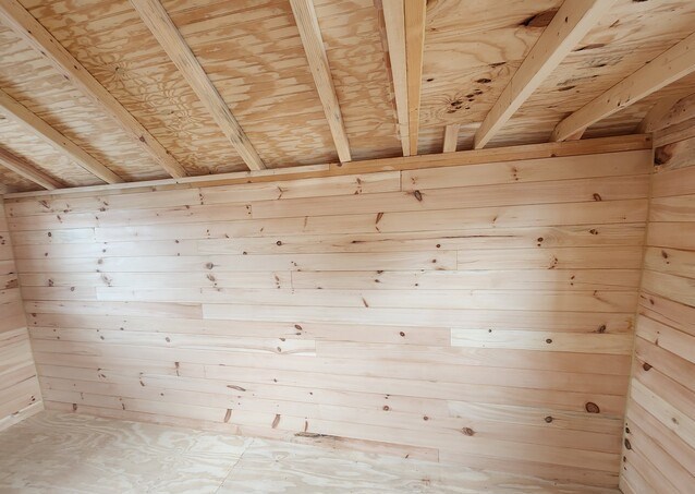 7.67 AC Oak Hill Drive