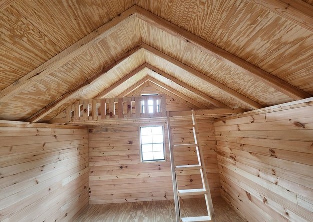 7.67 AC Oak Hill Drive