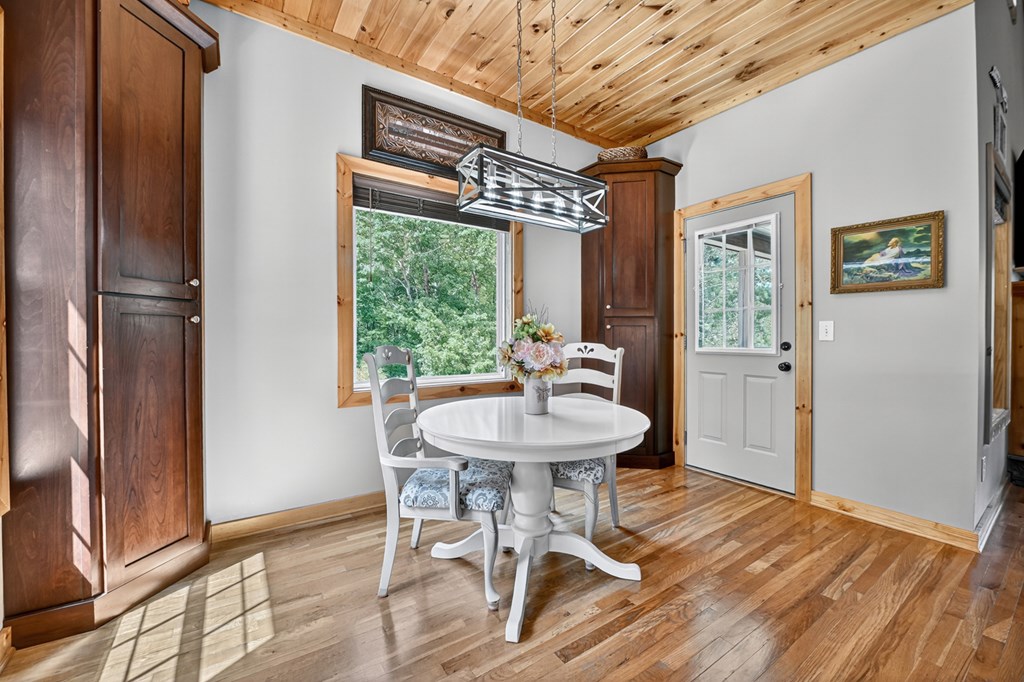 4714 Old Bucktown Road