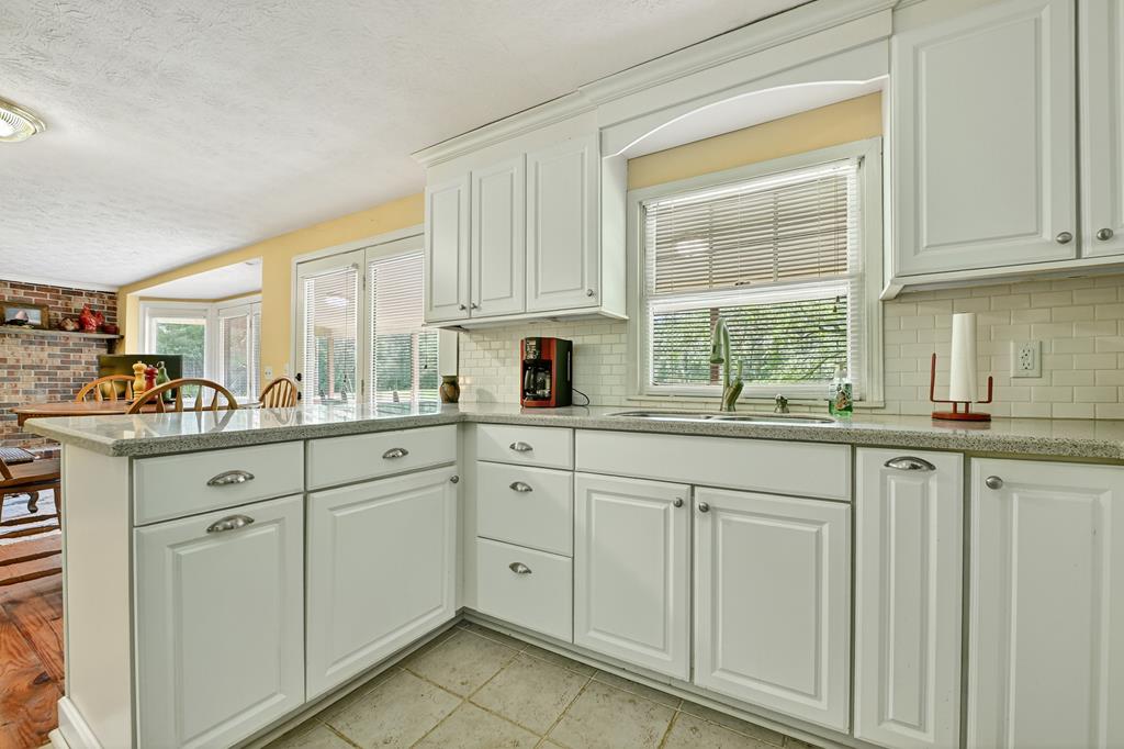 656/626 Newberry Drive