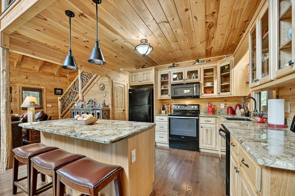 656/626 Newberry Drive