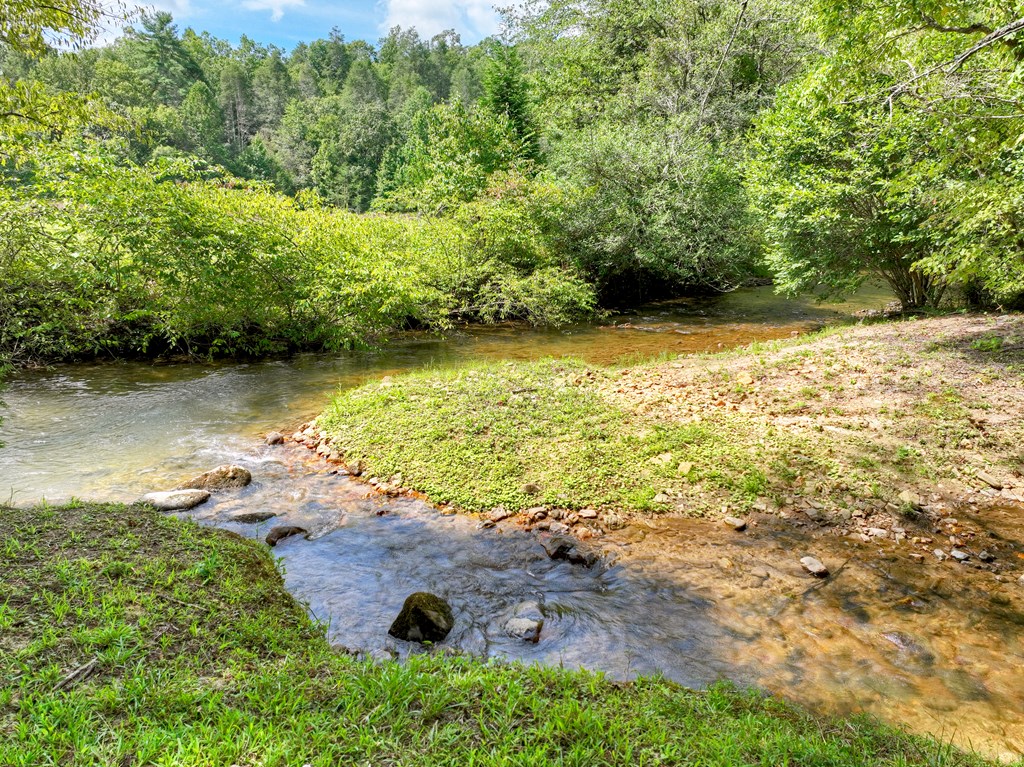 656/626 Newberry Drive