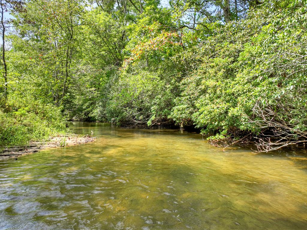 656/626 Newberry Drive