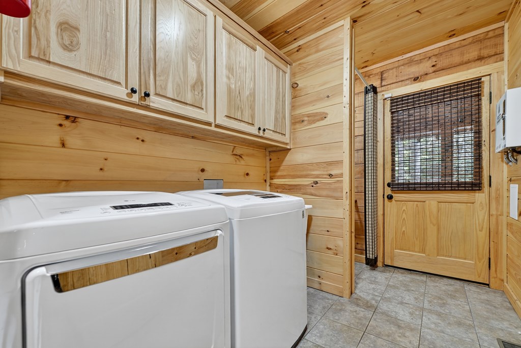 656/626 Newberry Drive