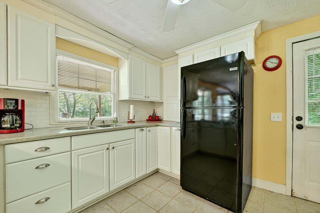 656/626 Newberry Drive