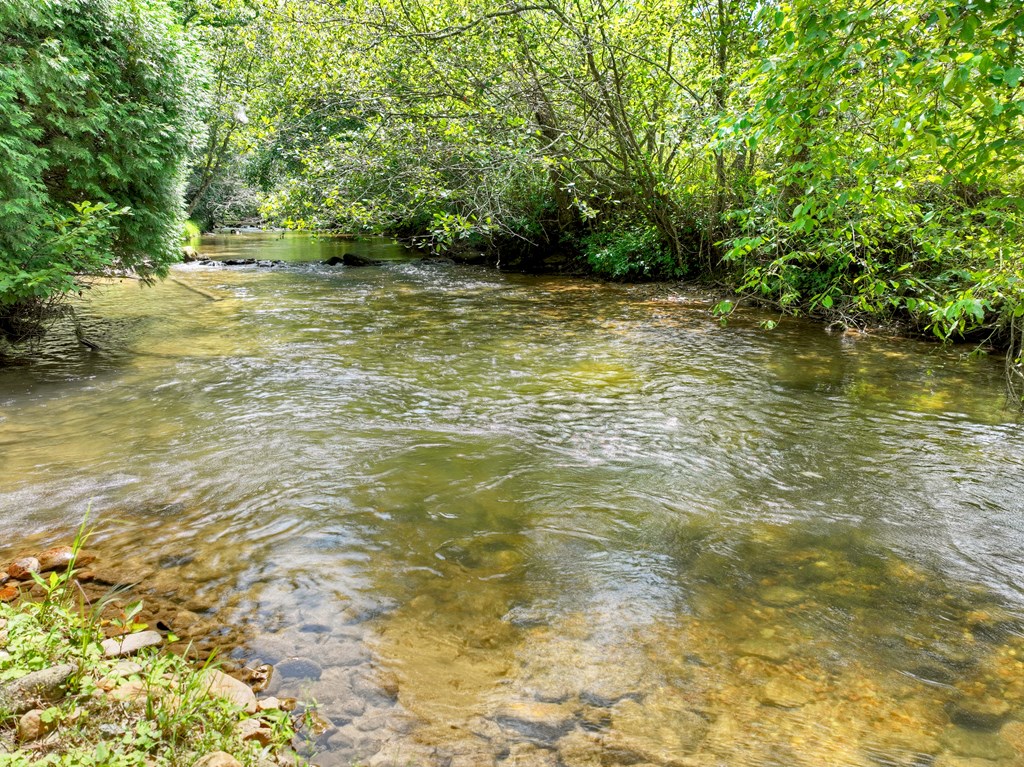 656/626 Newberry Drive