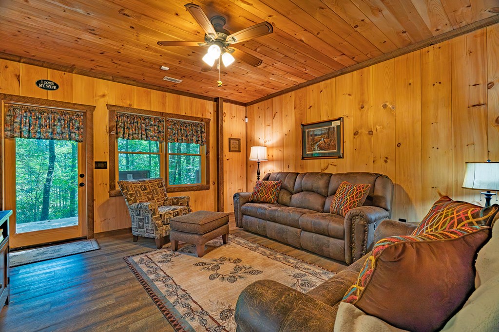 4527 Gates Chapel Road